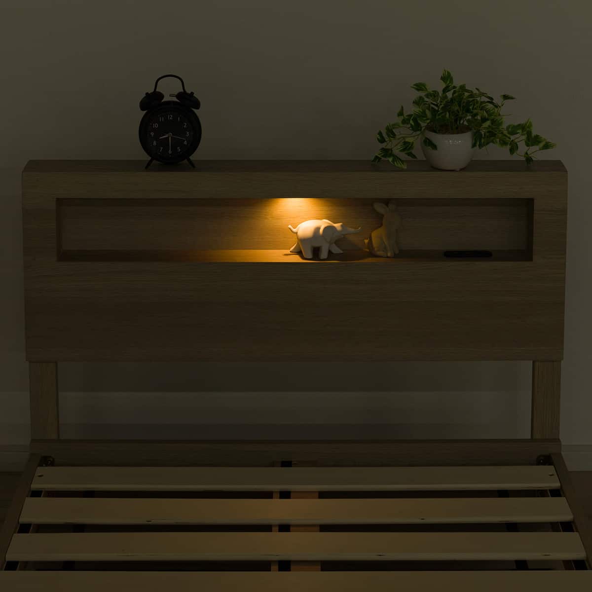 シングルベッドフレーム(ヘンリック 棚・コンセント付き KD GW