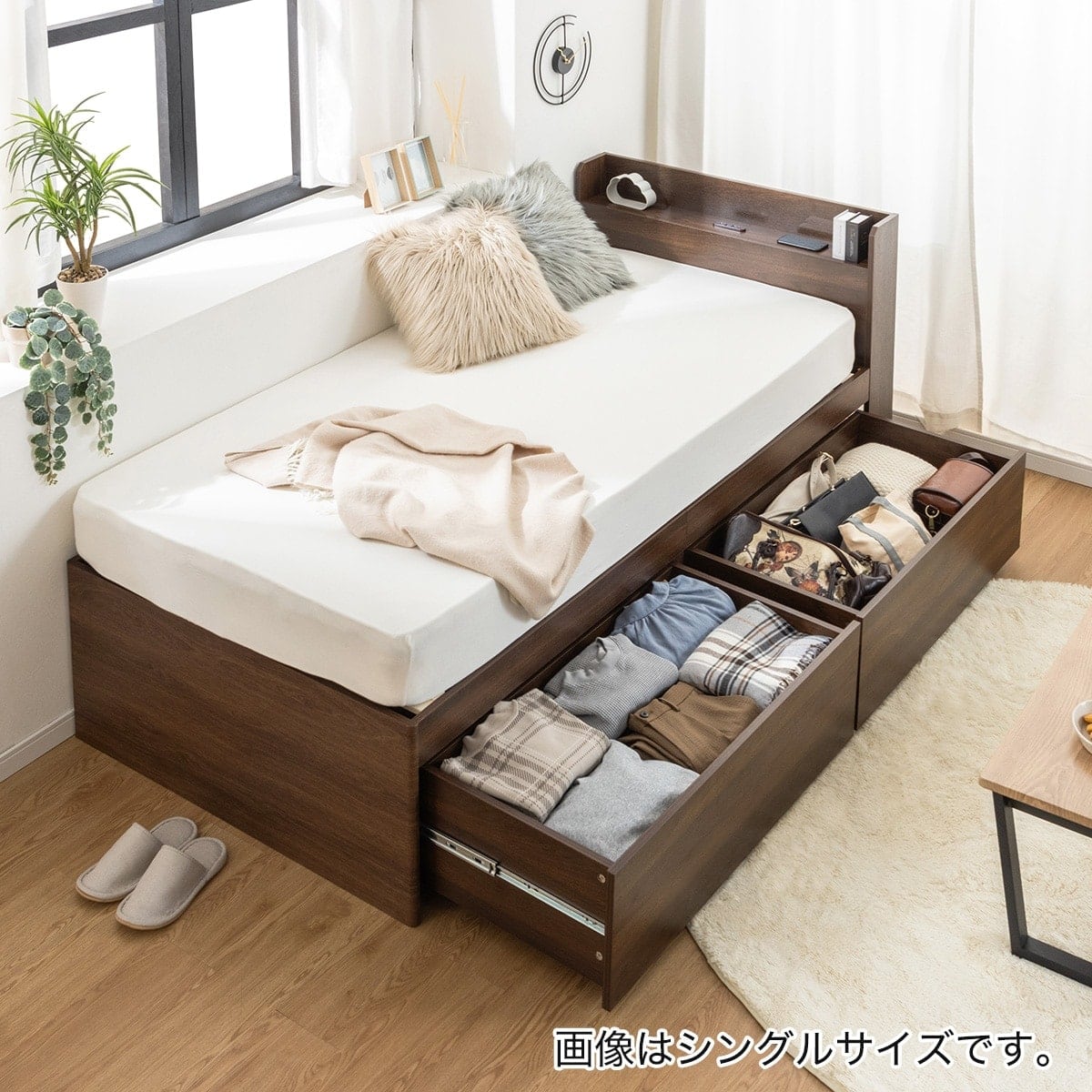 【ニトリ】シングルベッドフレーム/ダークブラウン ニトリ（NITORI） シングル 豊富な収納力のチェストベッド (ダーク