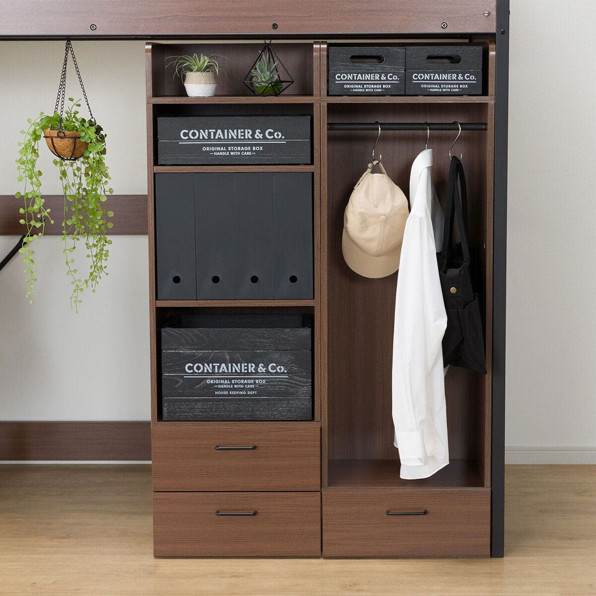 ニトリ　アルルN ロフトベッド ブラック デスク付き(直接引き取り) ニトリ アルルN ロフトベッド ブラック デスク付き(直接引き取り