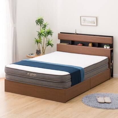 222590001.jpg?ccp=1734091200&  