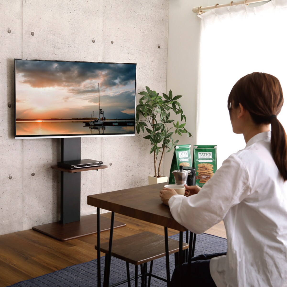 壁寄せテレビスタンド(トエルH-MBR/BK) | ニトリネット【公式】 家具