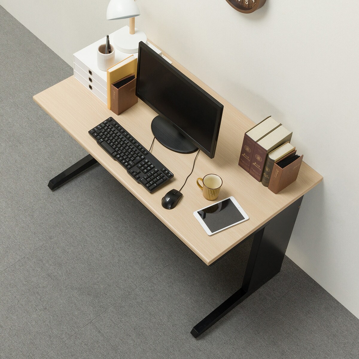 ニトリで10万以上で購入！家具 オフィス用家具 机 ニトリ（NITORI） 幅180cm 平机 デスク パソコンデスク オフィスデスク