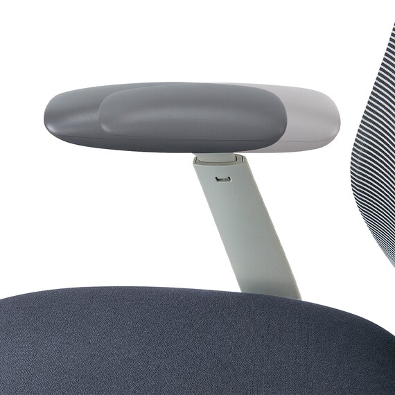 オフィスチェア(BELLA GMW 肘・ヘッドレスト付き GY) 11枚目画像