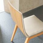 木製チェア(タストA 背板 A80-70 NA/IV) 2枚目画像