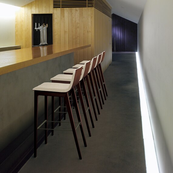 木製カウンターチェア(タストA 背板 A80-70 DBR/IV) 6枚目画像