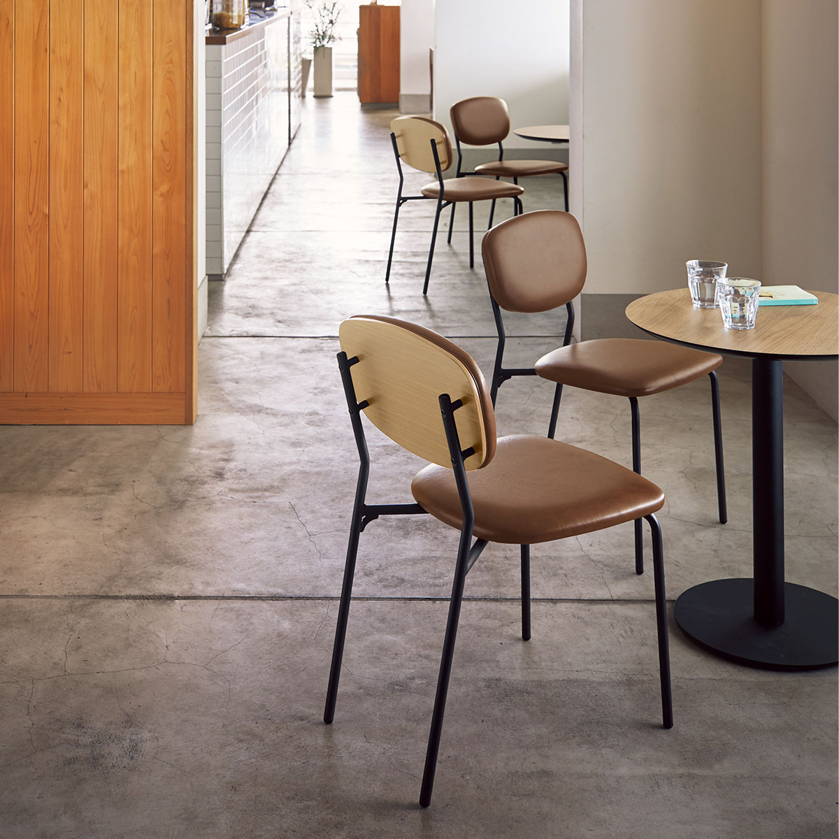 ヨシムラ　furniture　椅子　一脚　B ヨシムラ furniture 椅子 一脚 B ヨシムラ furniture 椅子 一脚 B