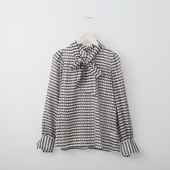 ラメ糸幾何柄ボウタイブラウス (51005) 1枚目画像