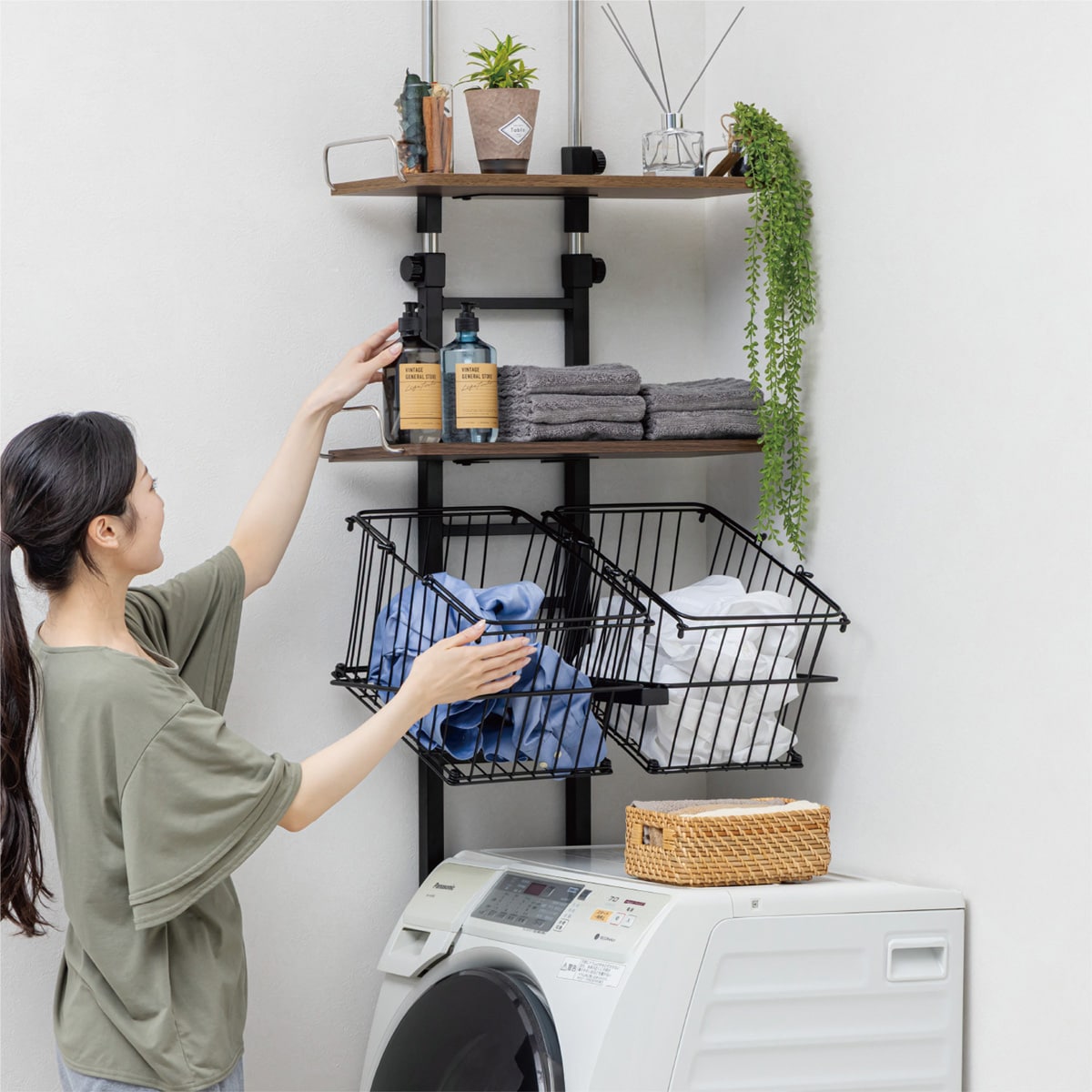 パワーラック。東大阪市、手渡しのみ。 11月2日、3日限定 ワイヤーバスケット付き 突っ張り洗濯機ラックWJ-9301(ダークブラウン