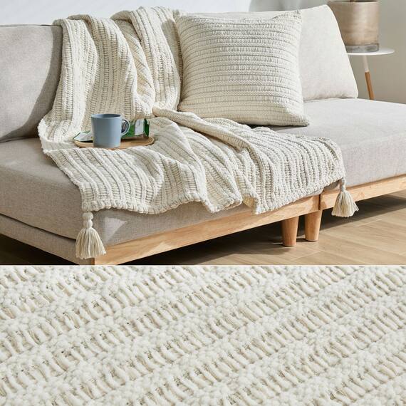 クッションにもなる ニット調スローケット(アンネ 130x180 アイボリー) 1枚目画像