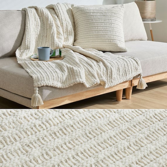 クッションにもなる ニット調スローケット(アンネ 130x180 アイボリー) 1枚目画像