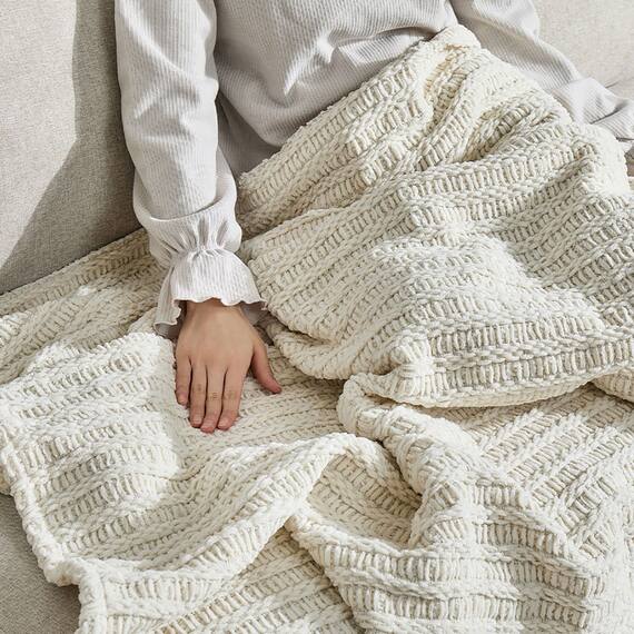 クッションにもなる ニット調スローケット(アンネ 130x180 アイボリー) 6枚目画像