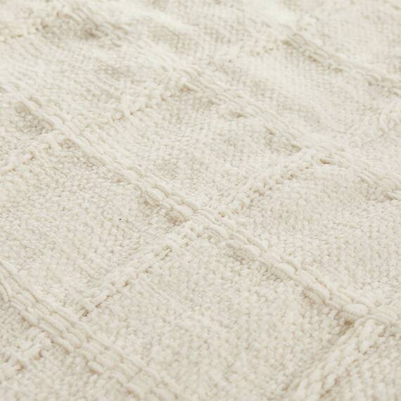 厚くボリューム感のある ニット調スローケット(ソフィマ 140x200 アイボリー) 8枚目画像