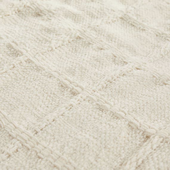 厚くボリューム感のある ニット調スローケット(ソフィマ 140x200 アイボリー) 8枚目画像