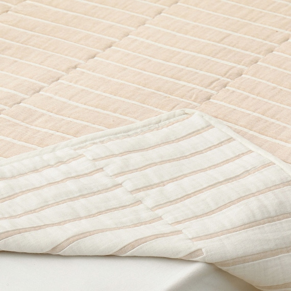 軽すぎず、安心感のあるガーゼケット(ライン 90x120 BE) 7枚目画像