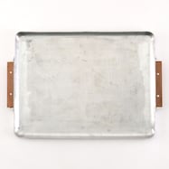 ノスタルジックな木の持ち手のアルミトレー