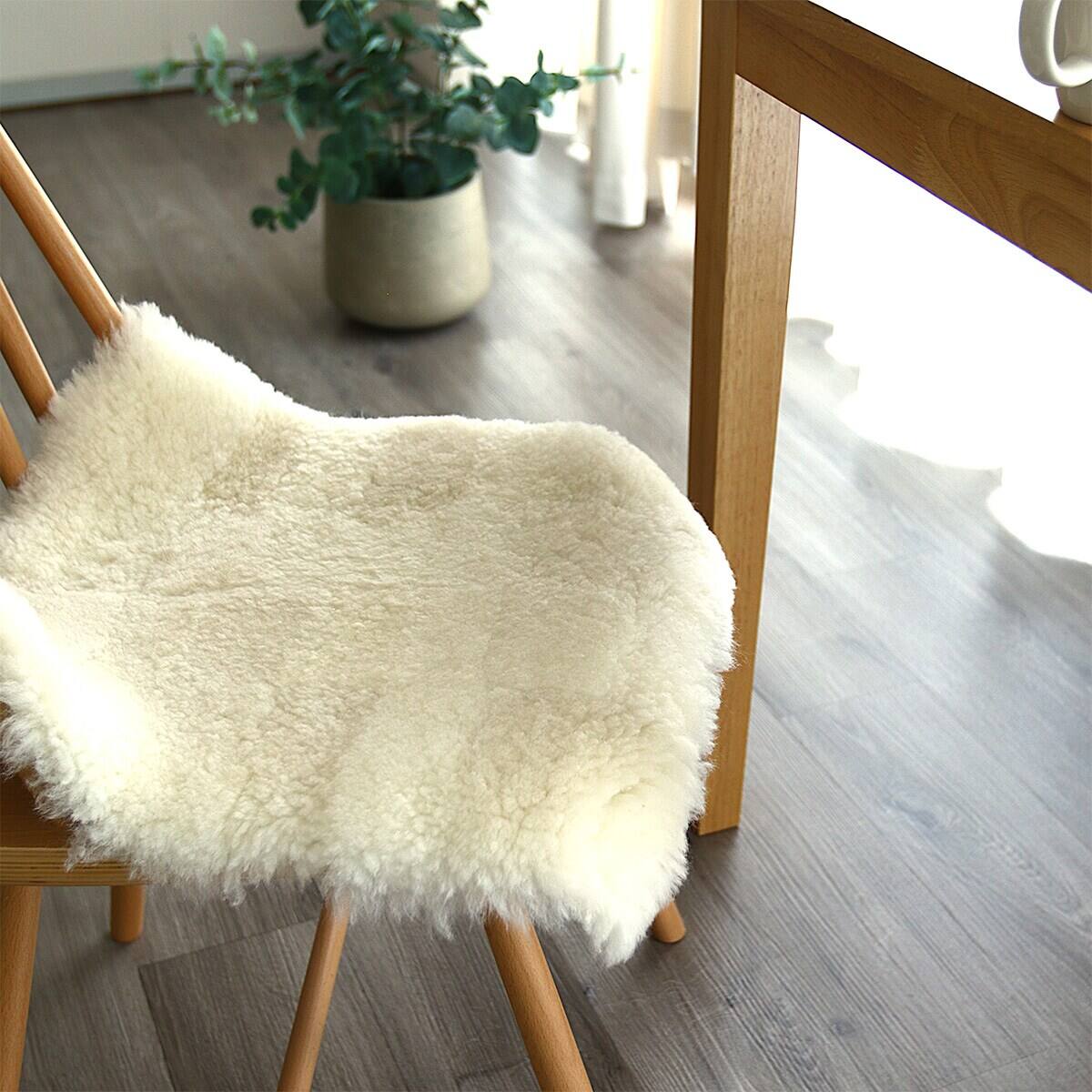 日本製】ムートンシートクッション 40×40cm (ホワイト) | ニトリネット