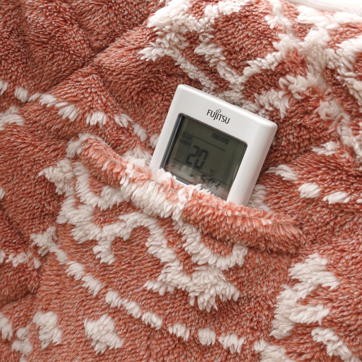 ダイニングこたつ掛布団 ルミ 225×225cm(レッド) | ニトリネット【公式