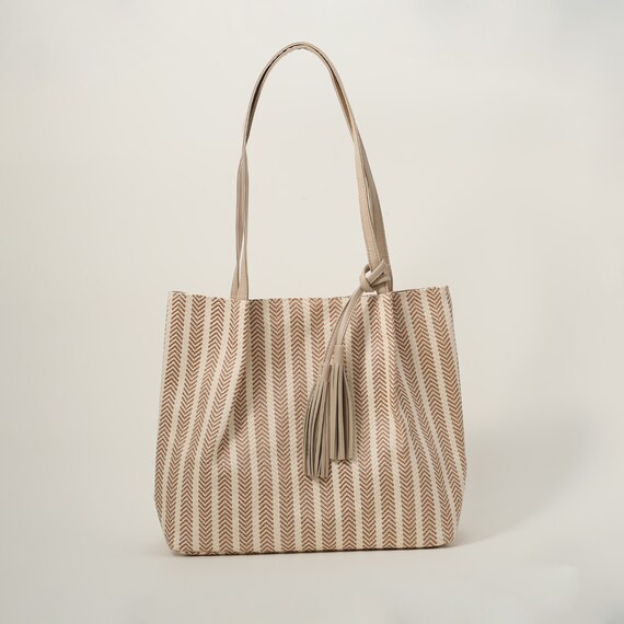 軽量ストライプショルダーバッグ　(91013) 1枚目画像