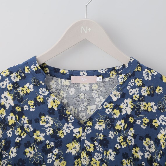 レーヨン花柄Ｖネックブラウス　(51020) 5枚目画像