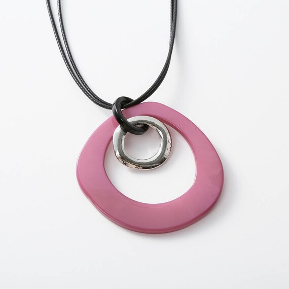 カラーアクリルネックレス (91043) 2枚目画像