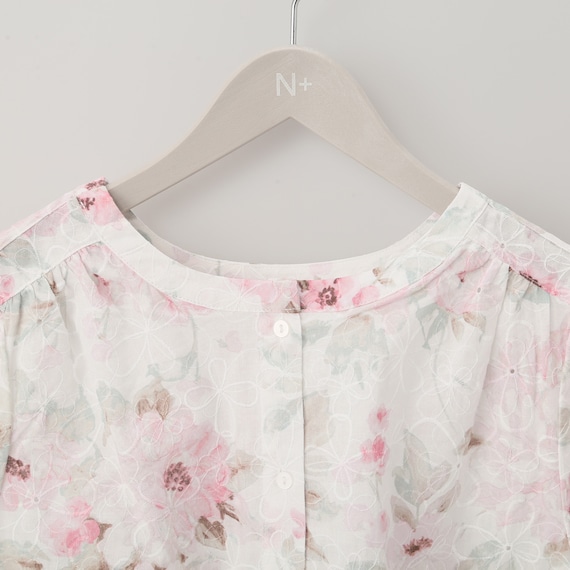 刺しゅう使い花柄シャツ(51031) 4枚目画像