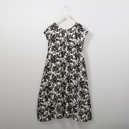 レギュラー丈プリントレーヨンワンピース　※色によって柄が異なります　(41018)