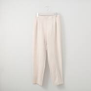 ストレッチスウェード調テーパードパンツ　(22100)