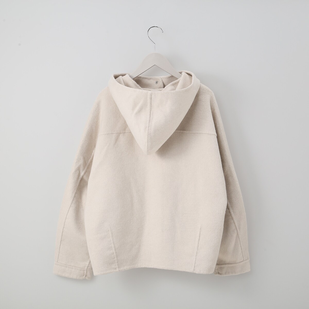 新品タグ付き⭐︎BEIGE, リバーフードコート ホワイト 4 RIGAUD 2024FW Coat Collection