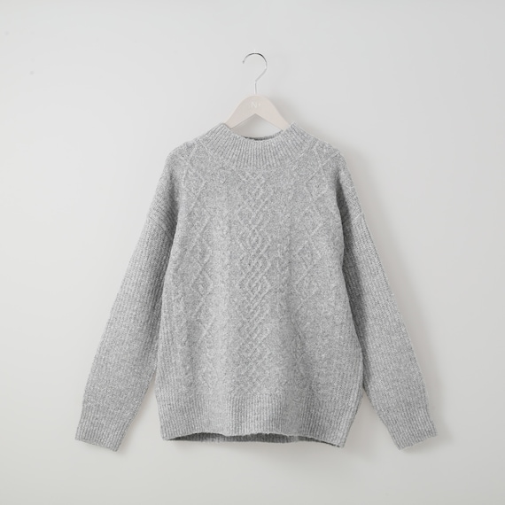 ケーブル編みニットプルオーバー (72128) 1枚目画像