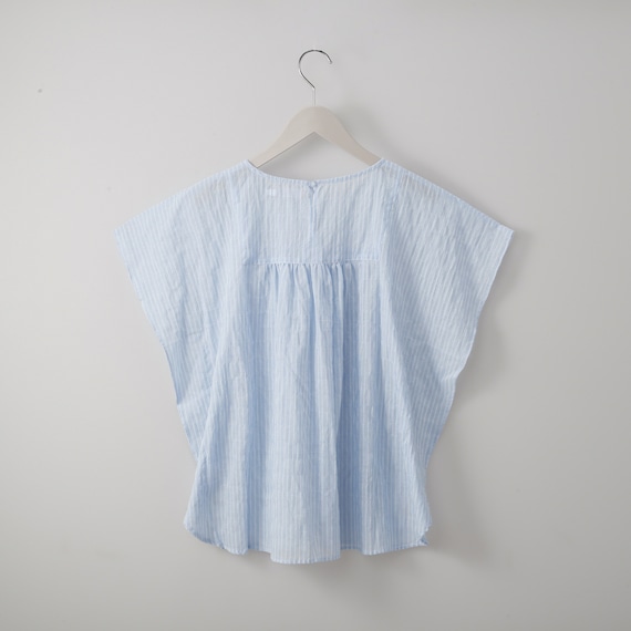 シアーストライプフレア袖ブラウス (53107) 2枚目画像