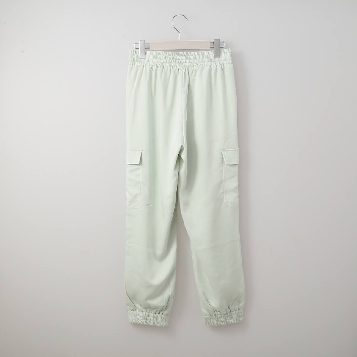 とろみカーゴパンツ (23109) | ニトリネット【公式】 家具・インテリア通販