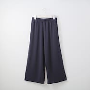スムース仕立てのイージーウェアワイドクロップトパンツ (Z3101)