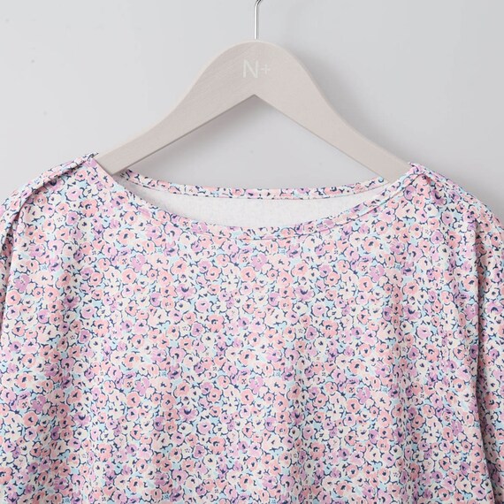 スムース仕立てのイージーウェア花柄チュニック (Z3107) 5枚目画像