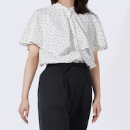 ケープショルダードット柄ブラウス (53131)