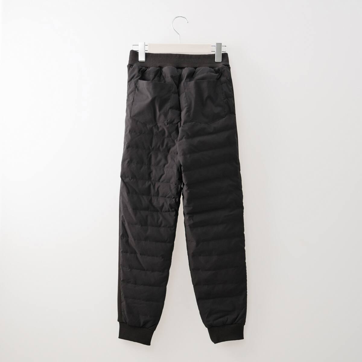 ハイブリッドダウンパンツ　黒　Lサイズ 前後両面ダウンパンツ ショート丈 (24114) | ニトリネット【公式