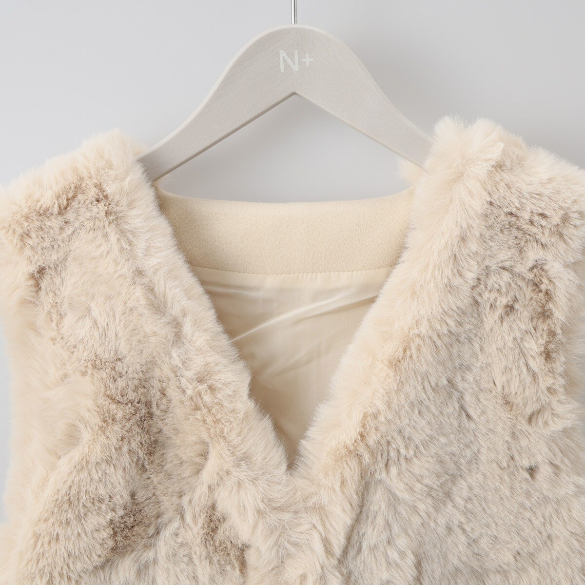 ゆう❣️フォックスファートリムロングジレ　ゆったり ゆう❣️フォックスファートリムロングジレ ゆったり ゆう