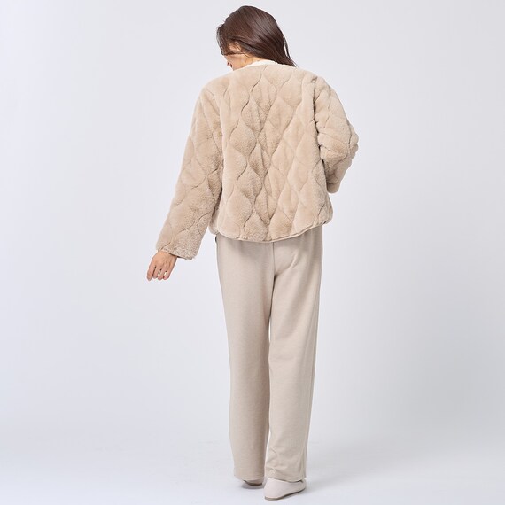 リバーシブルフェイクファーキルティングコート (04102) 5枚目画像