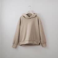 すっきりシルエット軽量ダンボールニットパーカー　(74111)