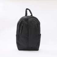 多ポケットはっ水軽量リュック （94127）