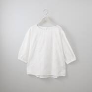 綿ローン３Ｄ刺繍ブラウス　(54113)