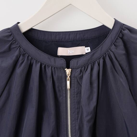 はっ水ＵＶカットギャザーブルゾン　(15102) 17枚目画像