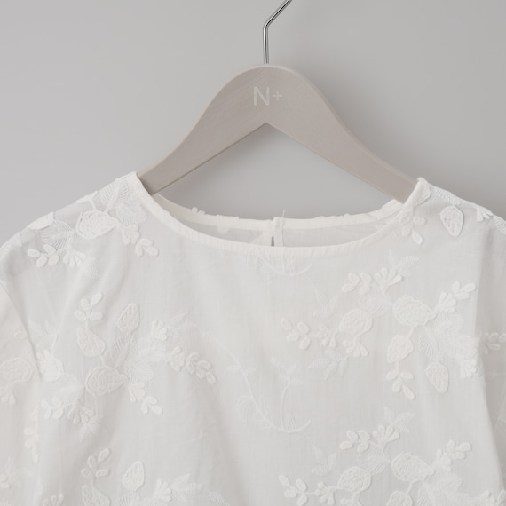 3D刺繍綿ローンブラウス (55105) 18枚目画像