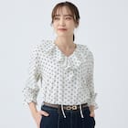 小紋柄ラッフル襟ブラウス (55107) 3枚目画像