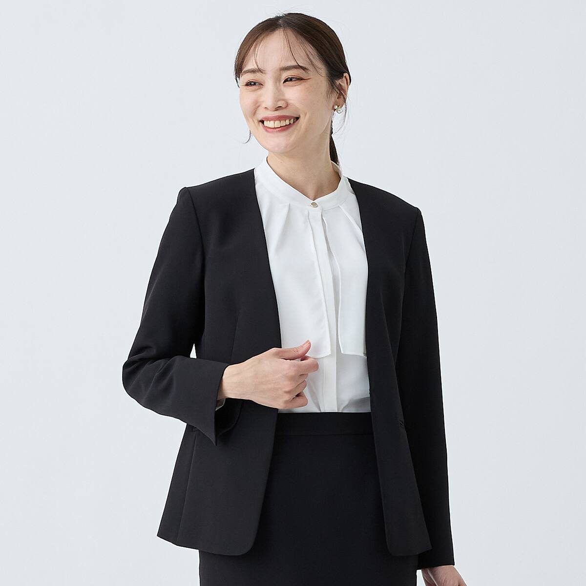 チッチ☆新品　アドーア　ジャケット風ブラウス　ブラウス　ジャケット ジャケット風シャツブラウス《長袖》 (WBL23114-33) | ANCHOR WOMAN