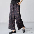 ダークトーン花柄セミワイドパンツ (25124) 1枚目画像