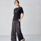 ダークトーン花柄セミワイドパンツ　(25124) 2枚目画像