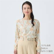 ペイズリープリント柄フレアブラウス　(55117)