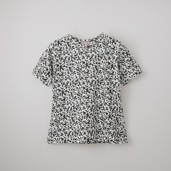 【ニトリネット先行販売】接触冷感 リーフ柄綿スラブプルオーバー (65131) 1枚目画像