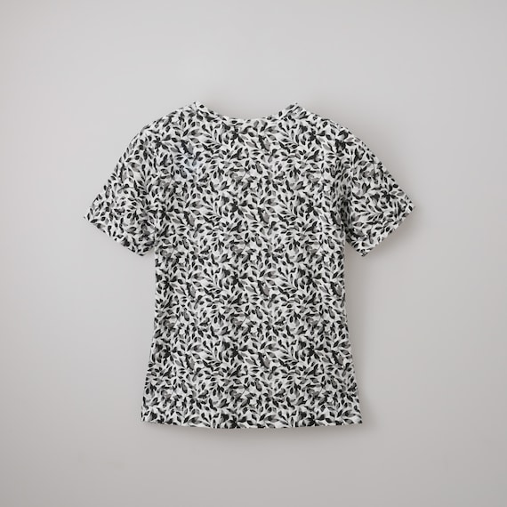 【ニトリネット先行販売】接触冷感 リーフ柄綿スラブプルオーバー (65131) 2枚目画像