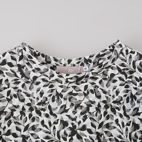 【ニトリネット先行販売】接触冷感 リーフ柄綿スラブプルオーバー (65131) 4枚目画像